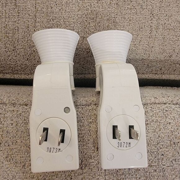 #Bath&BodyWorks White #Wallflower #Fragrance Plug **Set Of 2** - Picture 2 of 3